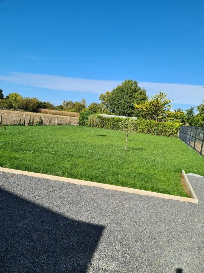 Le Petit Gite Du Mont Beauvoir  Exterior foto